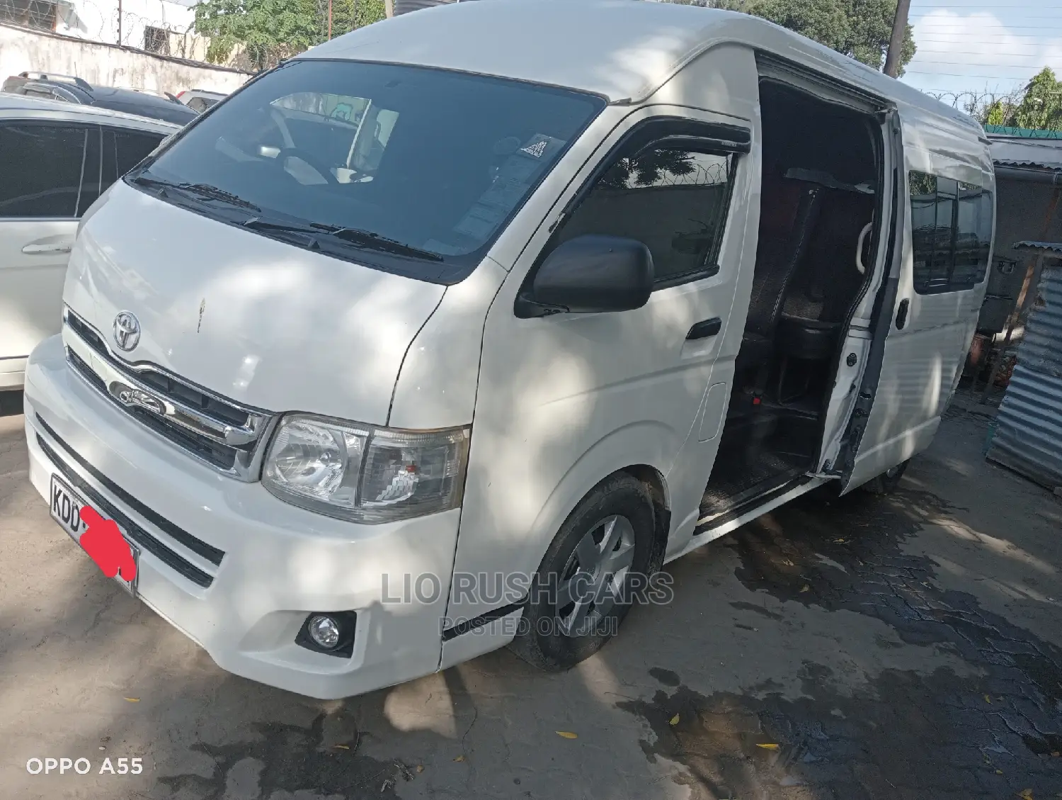 Toyota HiAce 2015 White