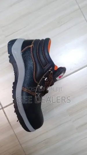 Steel Toed Heavy Duty Safety Boots