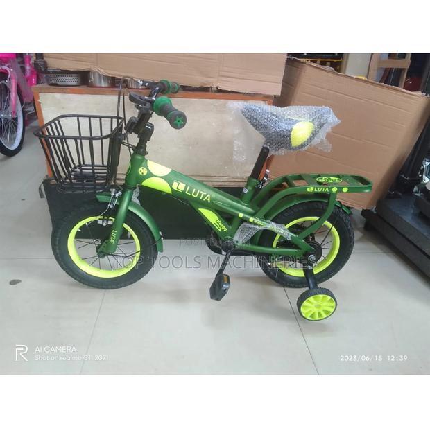 Luta Green Boys Bicycle Size 12 - main view
