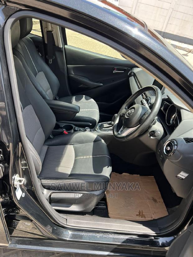 Mazda Demio 2016 Black - thumbnail 5