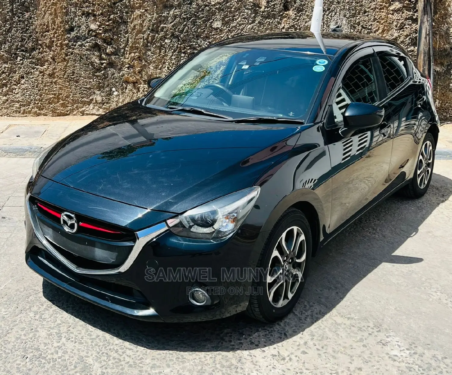 Mazda Demio 2016 Black