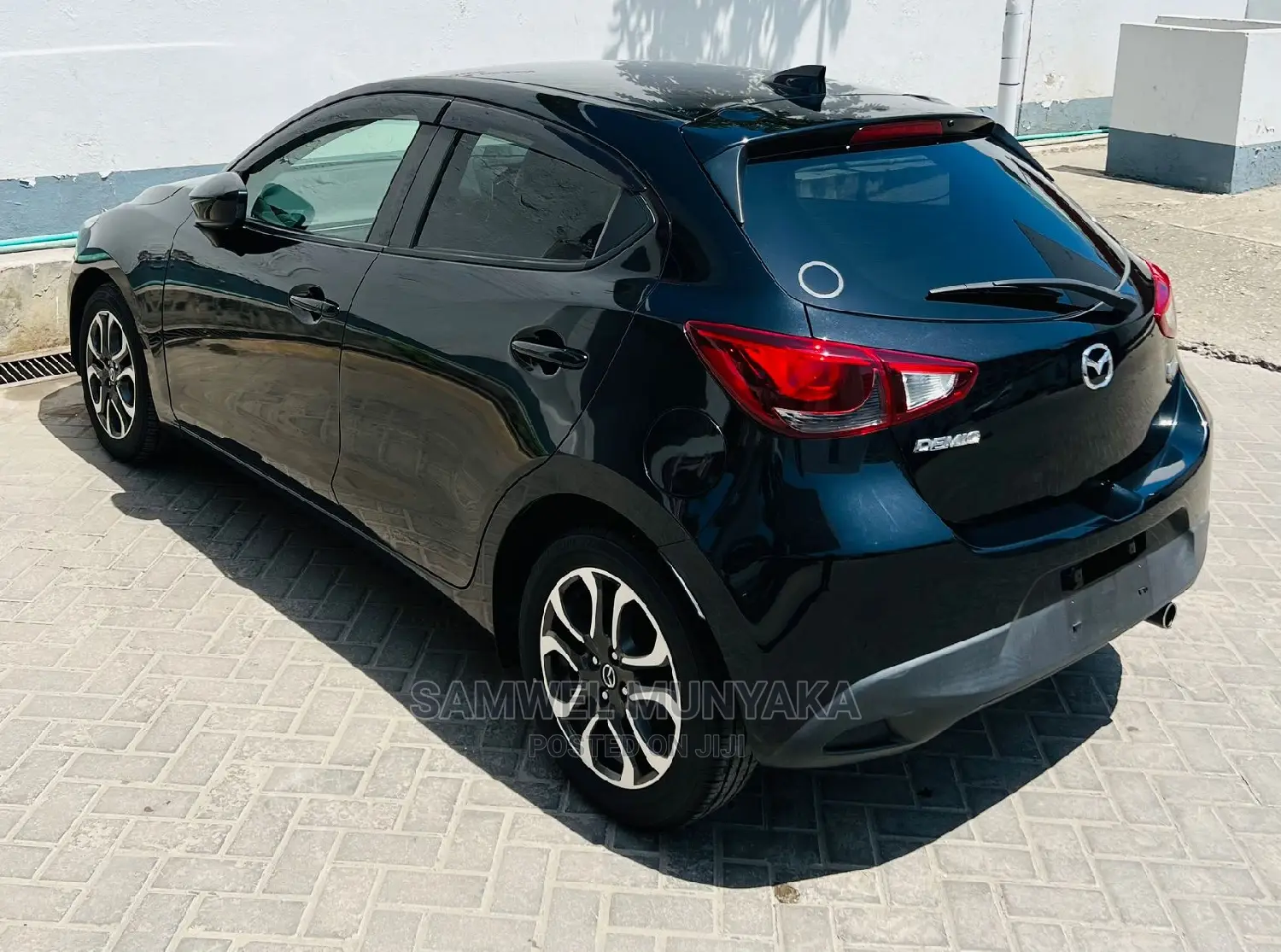 Mazda Demio 2016 Black