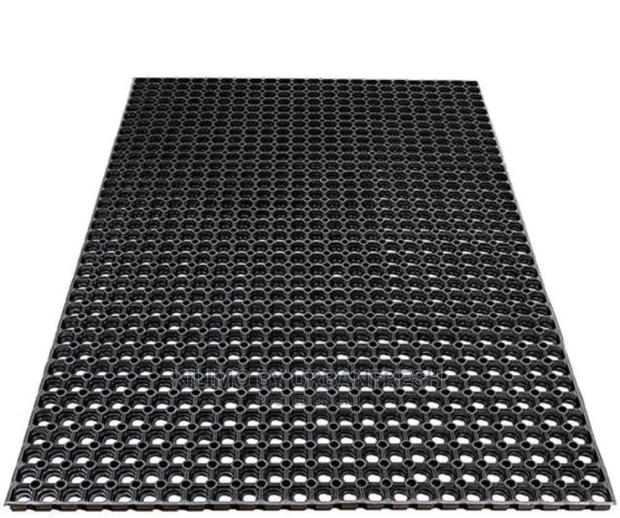 Hollow Mat Non Slip Mat - main view