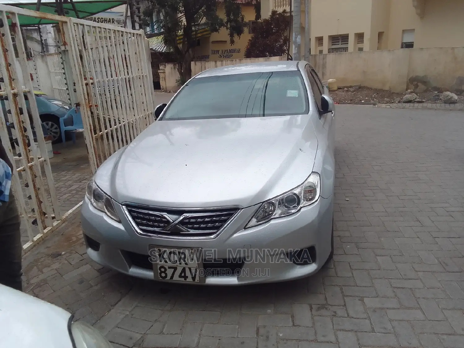 Toyota Mark X 2.5 RWD 2013 Silver