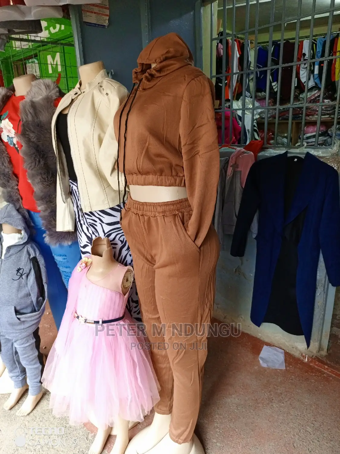 Boutique on Sale,Prime Location