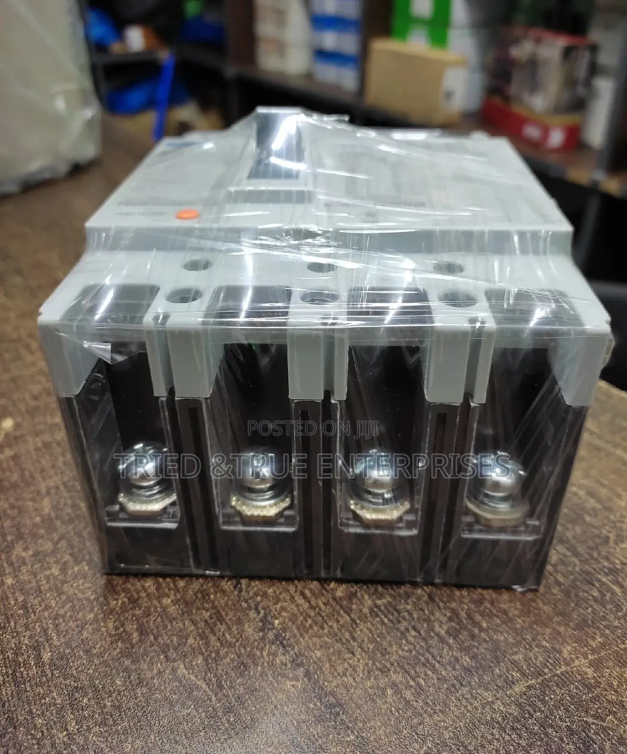 100amps 4pole McCb