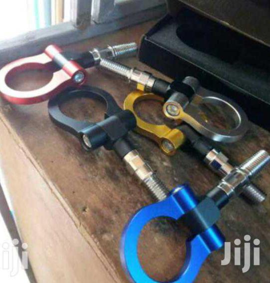 New Brand Towing Hooks, Free Delivery Within Nairobi Town.