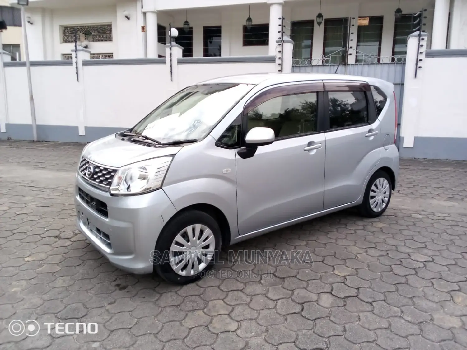 Daihatsu Move 2016 Silver