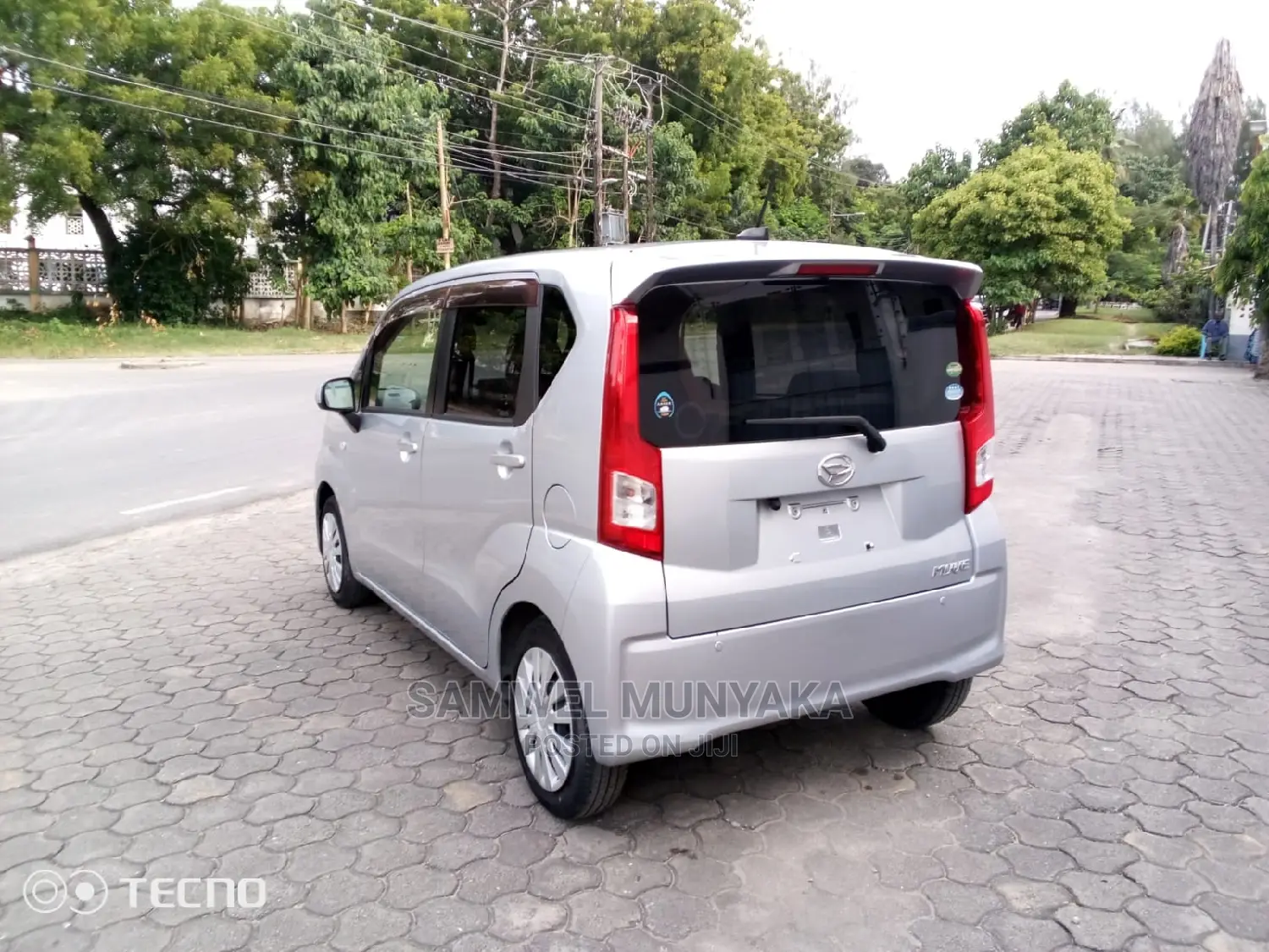 Daihatsu Move 2016 Silver