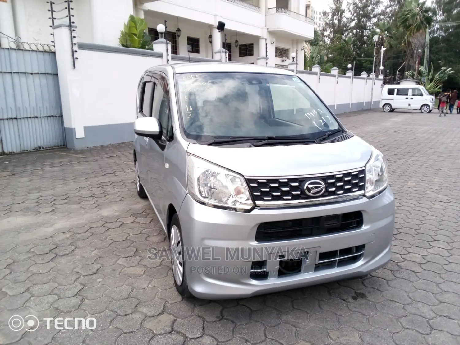 Daihatsu Move 2016 Silver