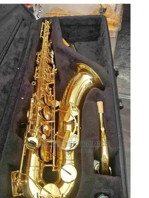 Saxophone Tenor- Suzuki