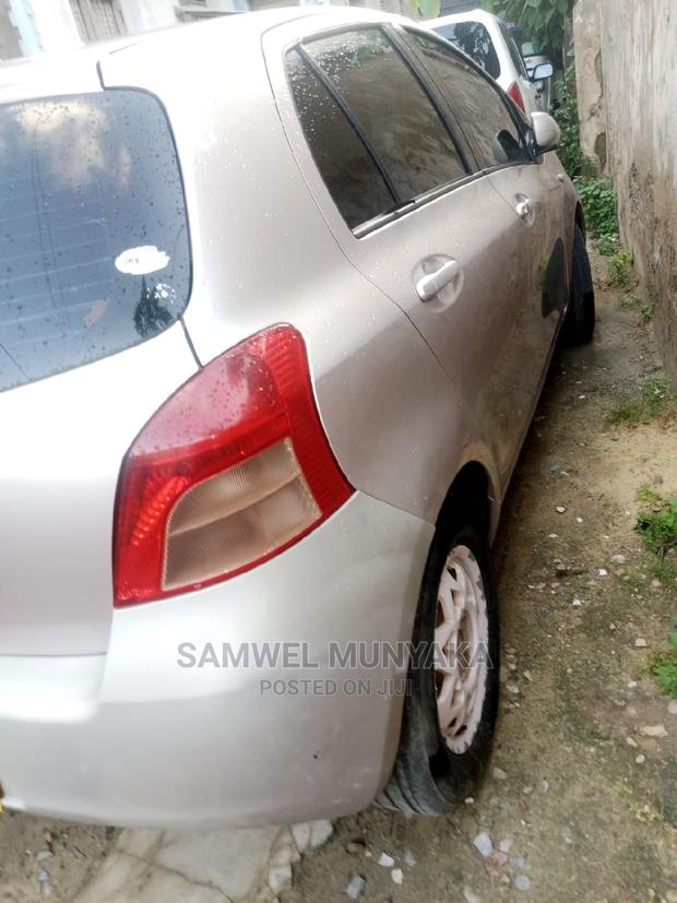Toyota Vitz 2009 Gray - thumbnail 4