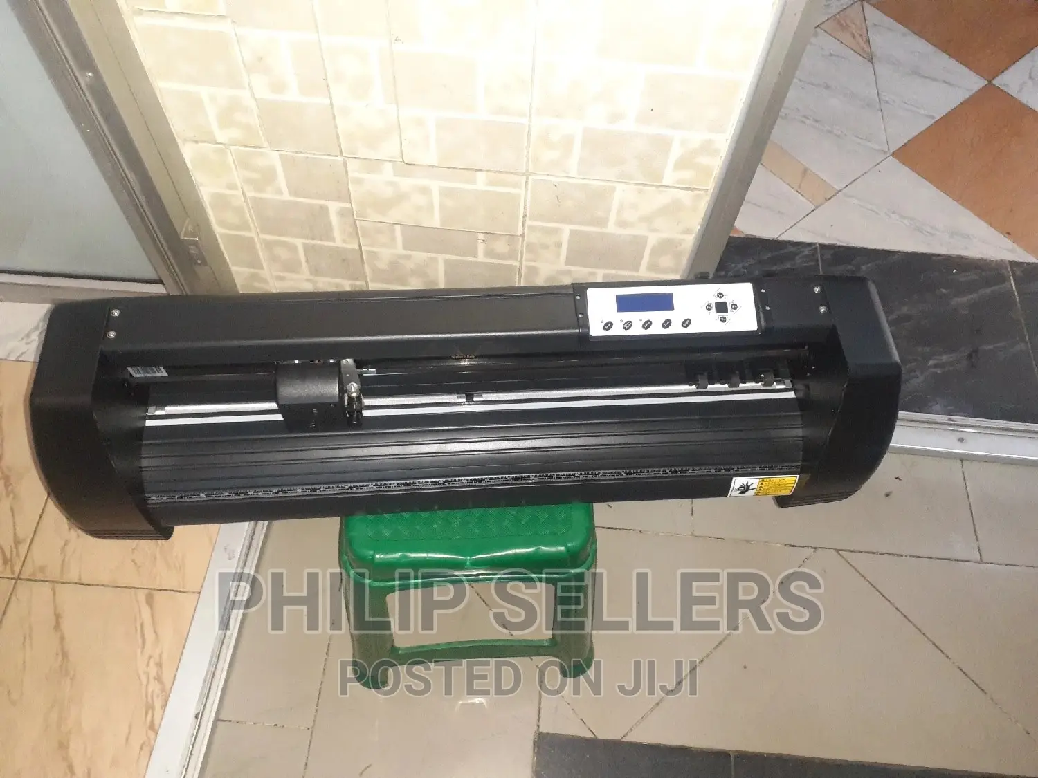 Vinyl Cutter Sign Sticker Cutting Plotter Machine