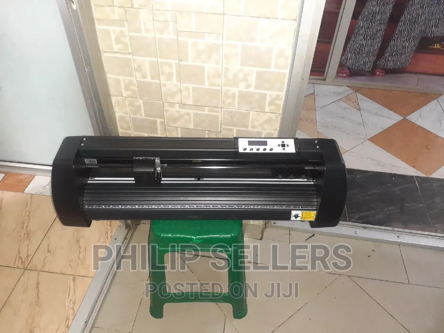Vinyl Cutter Sign Sticker Cutting Plotter Machine