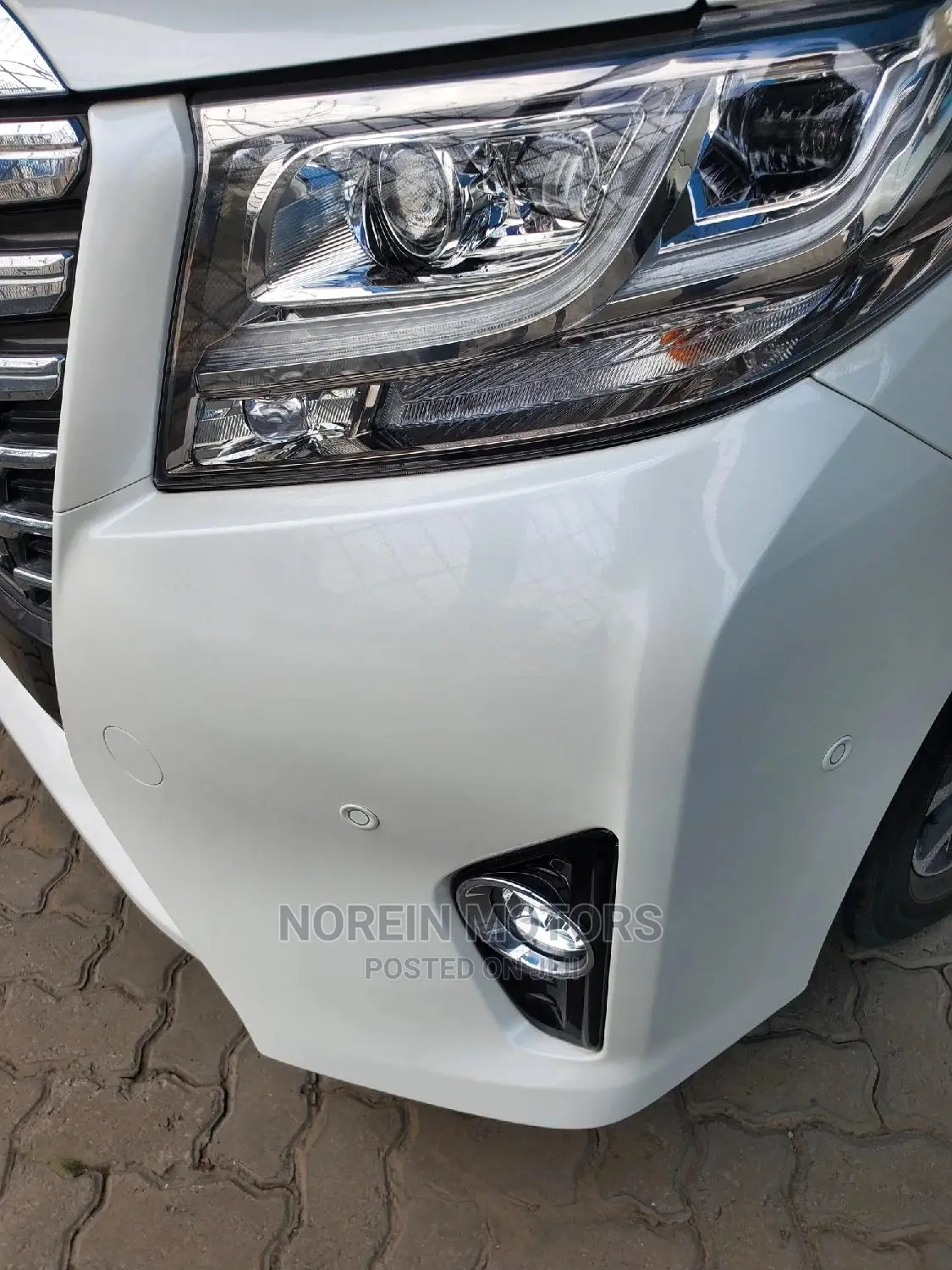 Toyota Alphard 2016 White