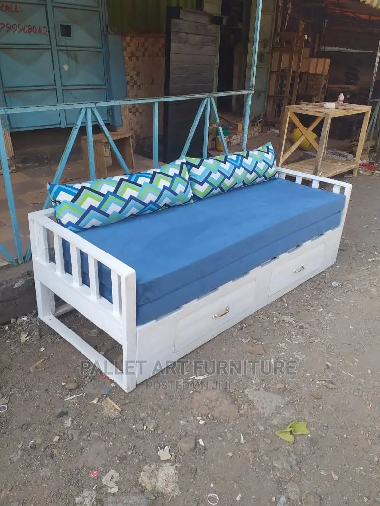 White Pallet Sofa Bed With Cushions