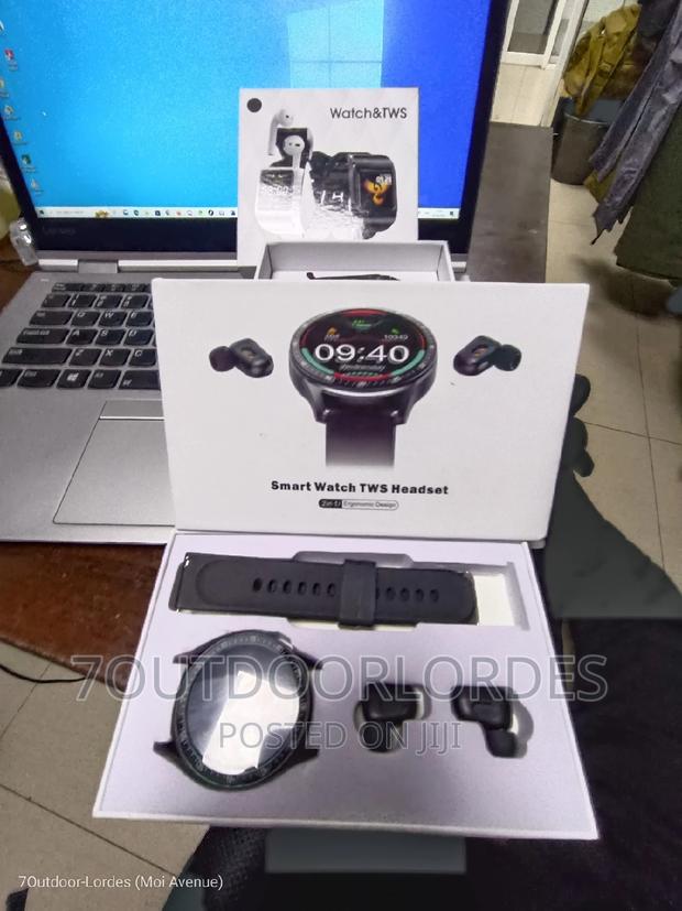 Smart Watch With Bluetooth Headsets - thumbnail 3