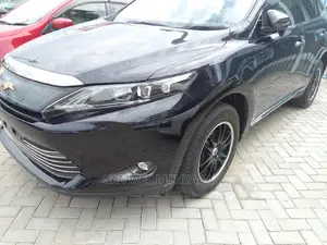 Toyota Harrier 2.0 4WD 2017 Black