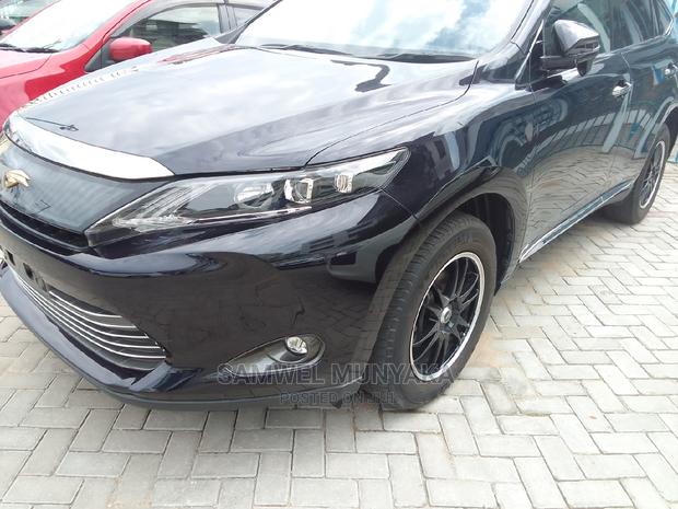 Toyota Harrier 2.0 4WD 2017 Black - thumbnail 2