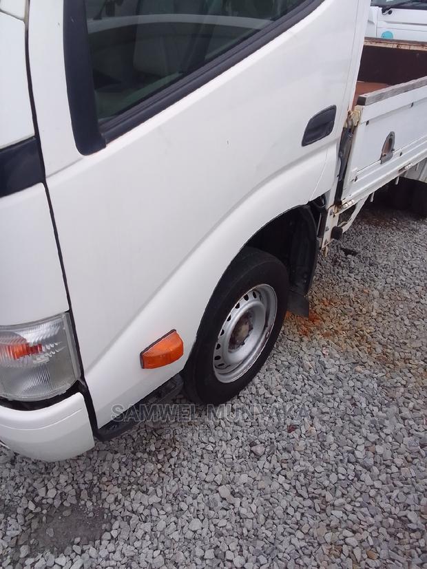 Toyota Dyna 2016 Silver - thumbnail 5