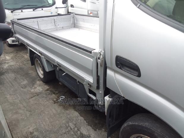 Toyota Dyna 2016 Silver - thumbnail 7