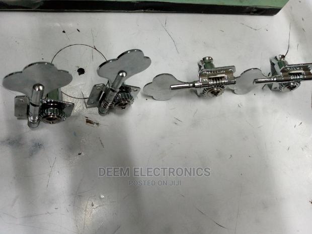 Bass Guitar Pegs