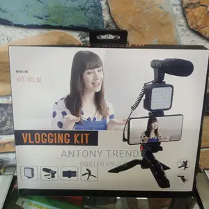 Generic Phone Vlog Video Kit With Height Adjustable Tripod