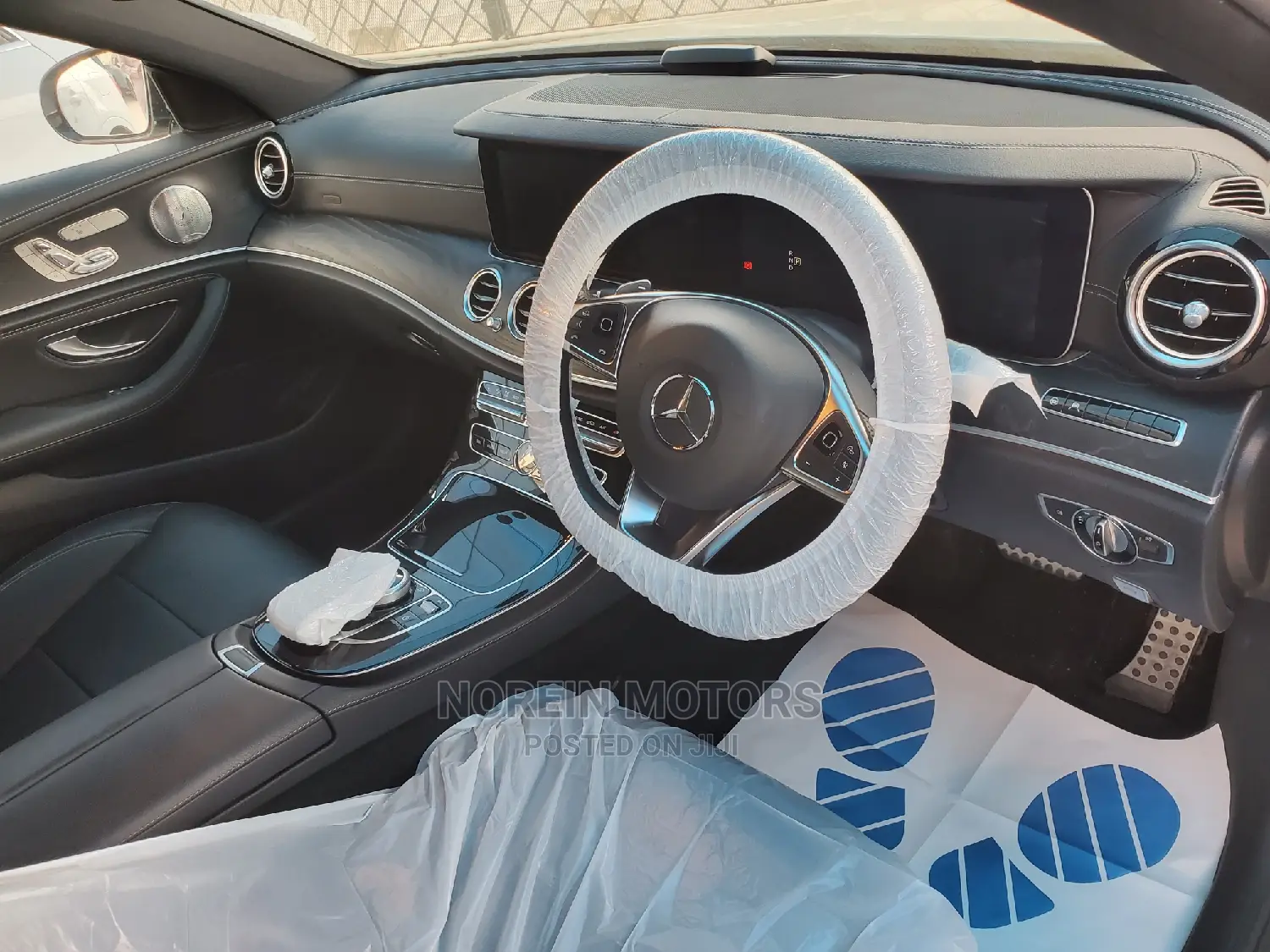 Mercedes-Benz 1420 2016 White