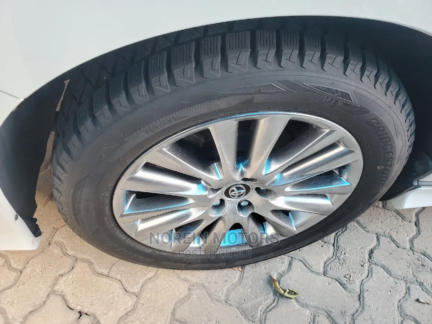 Toyota Harrier 2016 White