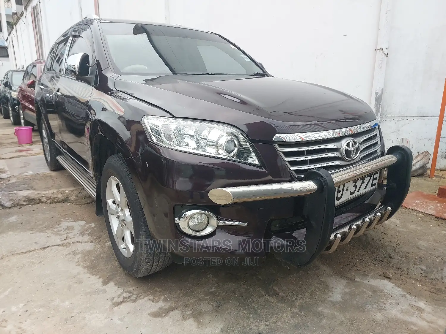 Toyota Vanguard 2012 Purple