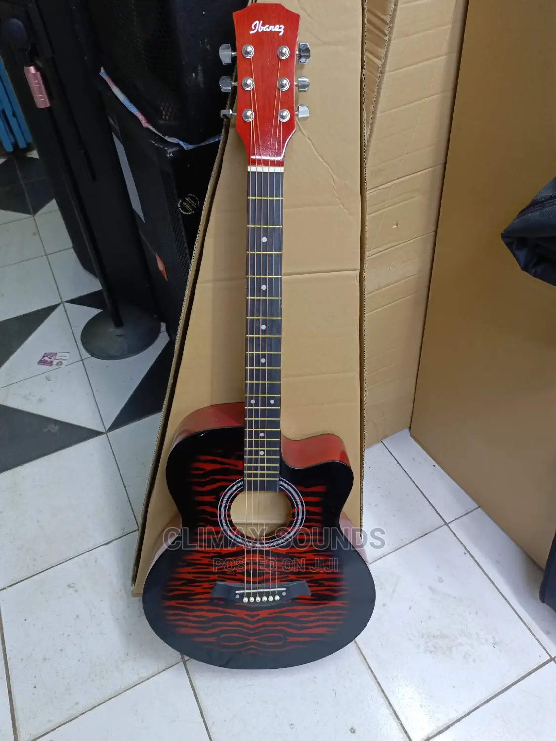 Acoustic Guitar  40 Inc
