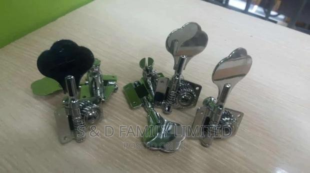 Bass Guitar Tunning Pegs