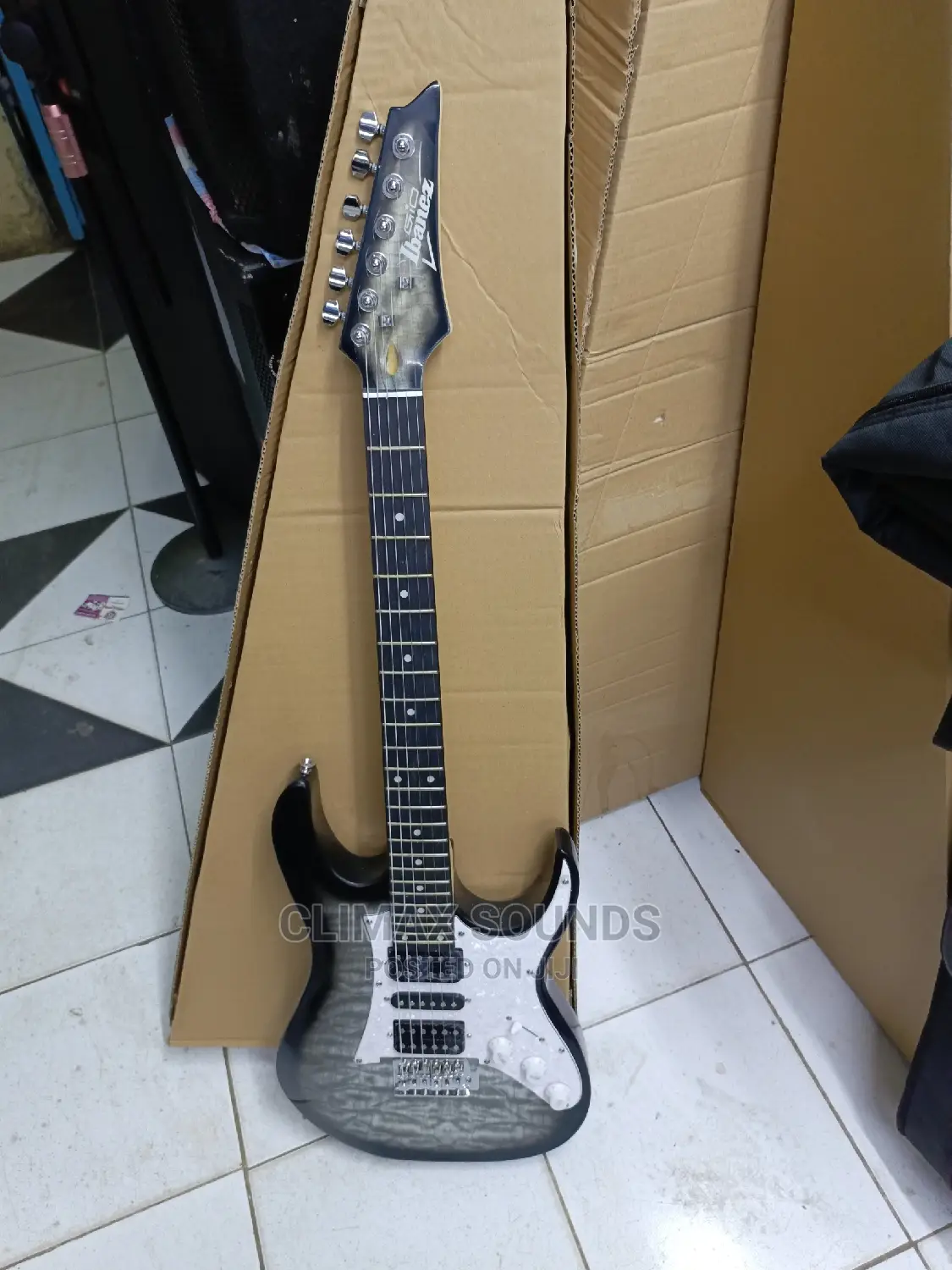 Electric Solo Guitar Ibanez 24 FRT