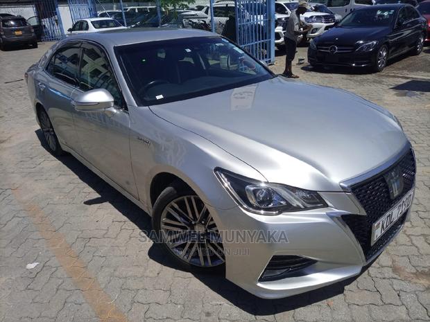Toyota Crown 2015 Silver - thumbnail 11