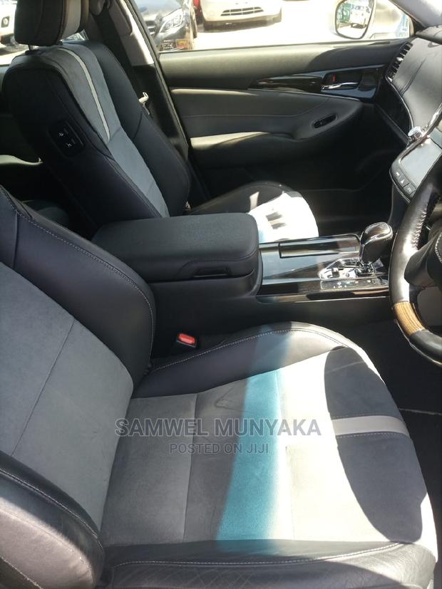 Toyota Crown 2015 Silver - thumbnail 15
