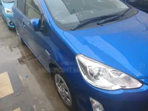 Toyota Aqua 2016 Blue