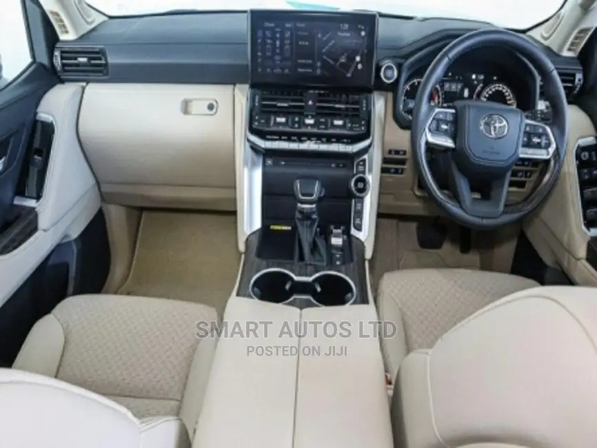 New Toyota Land Cruiser 2022 Gray