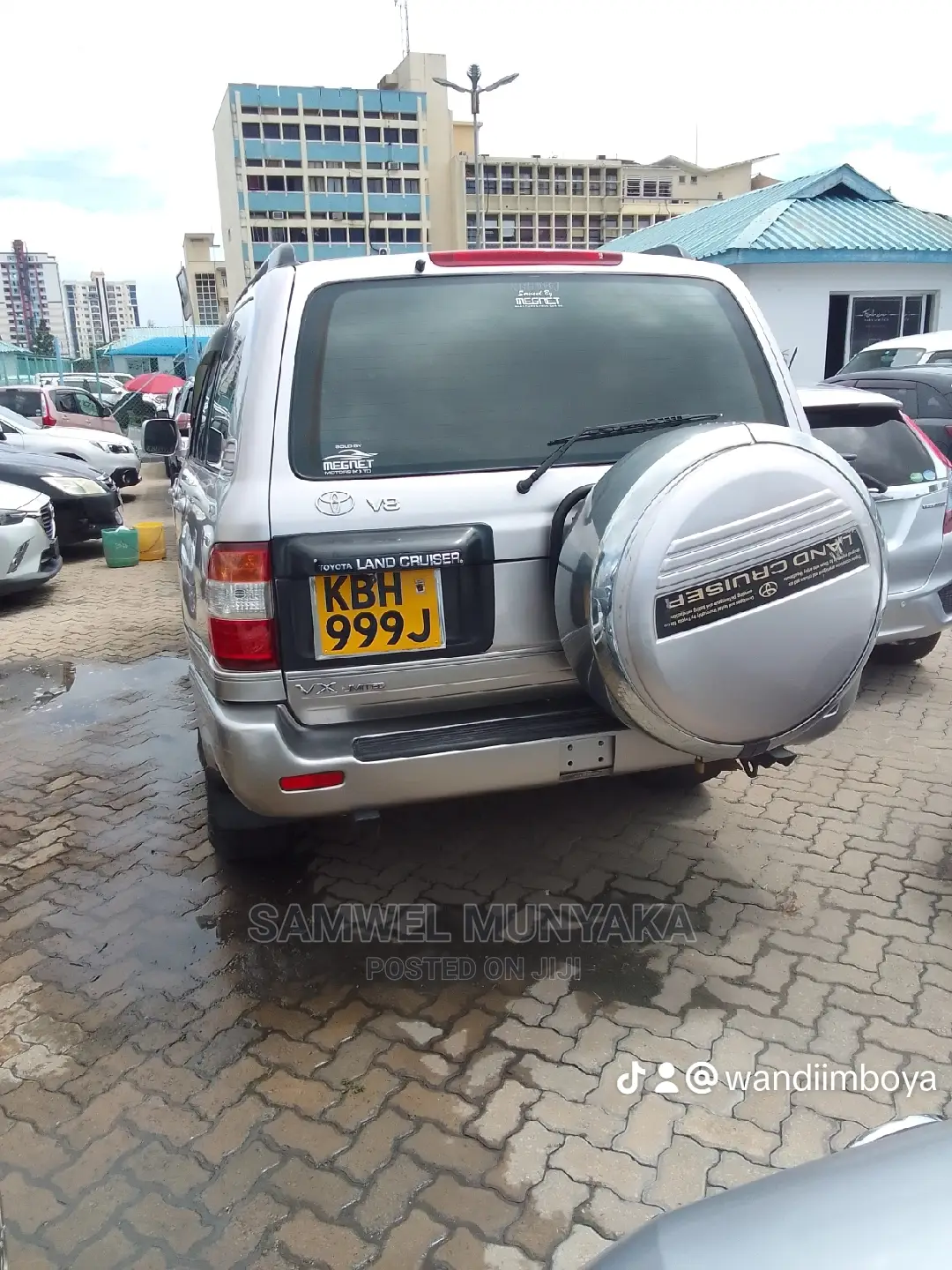 Toyota Land Cruiser HDJ 100 2002 Silver