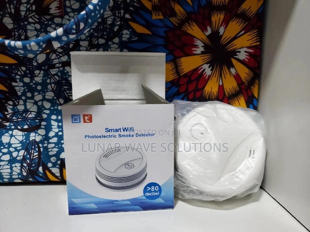 Smart Photoelectric Smoke Detector With App And Siren