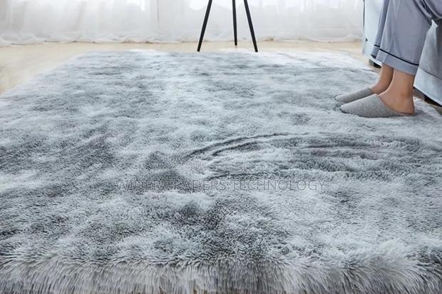 Fluffy Carpet