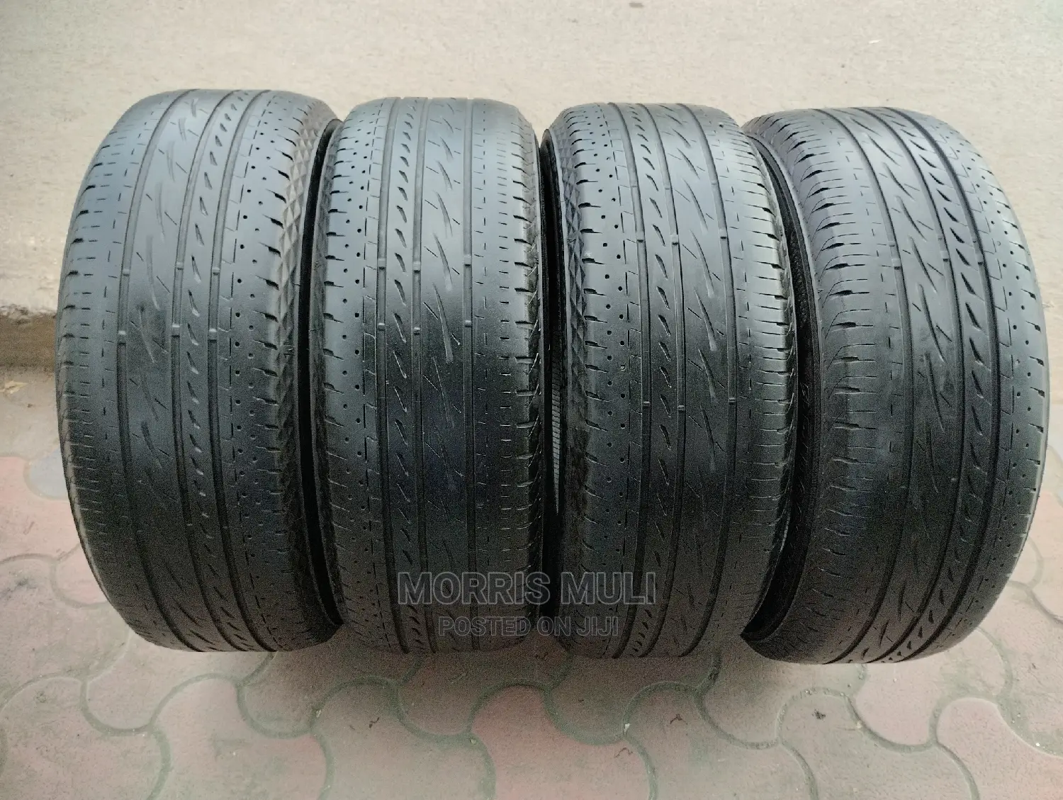 225/55r19 Bridgestone.