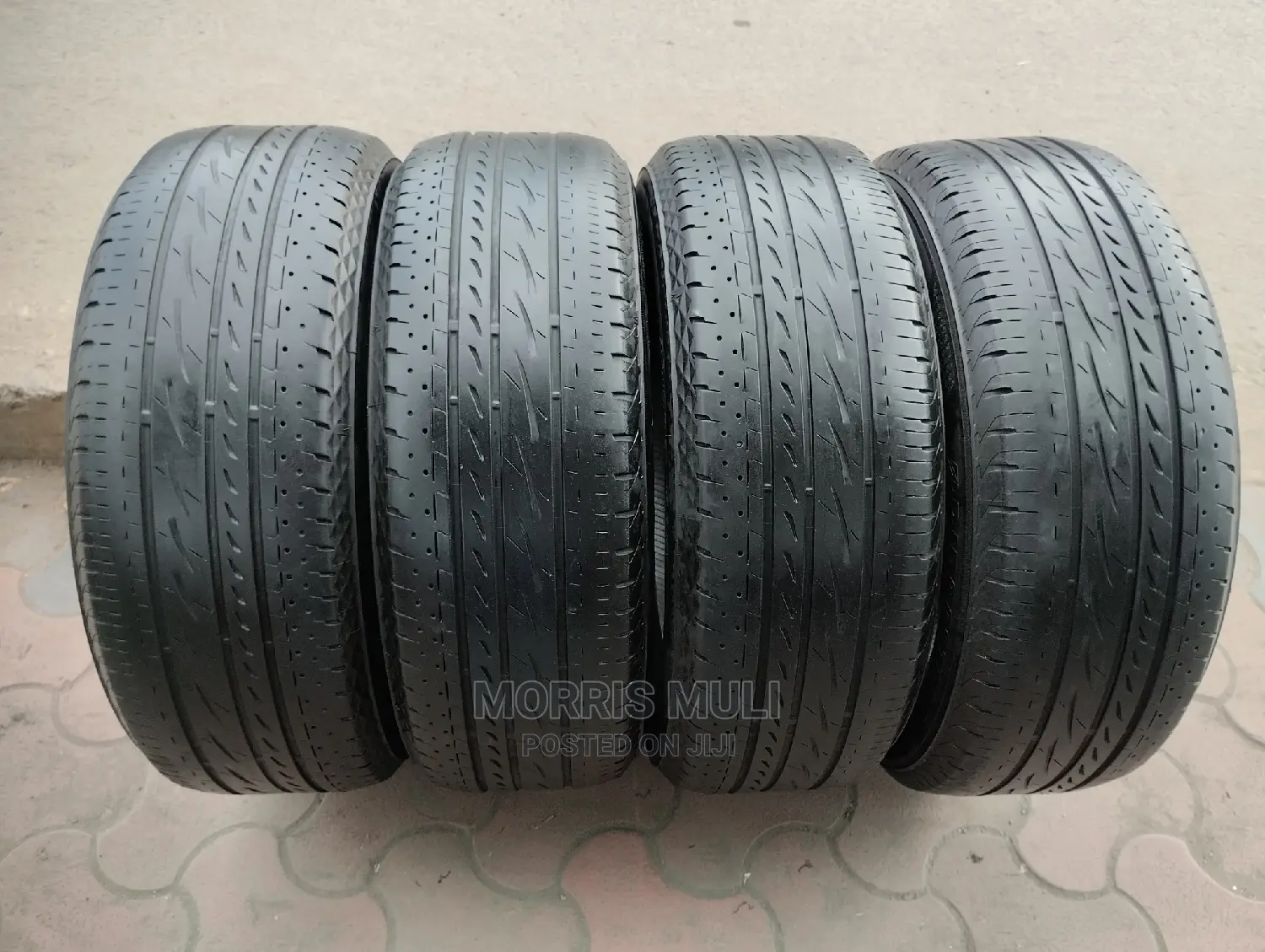 225/55r19 Bridgestone.