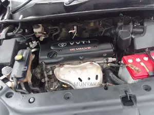 Toyota Vanguard 2012 Black