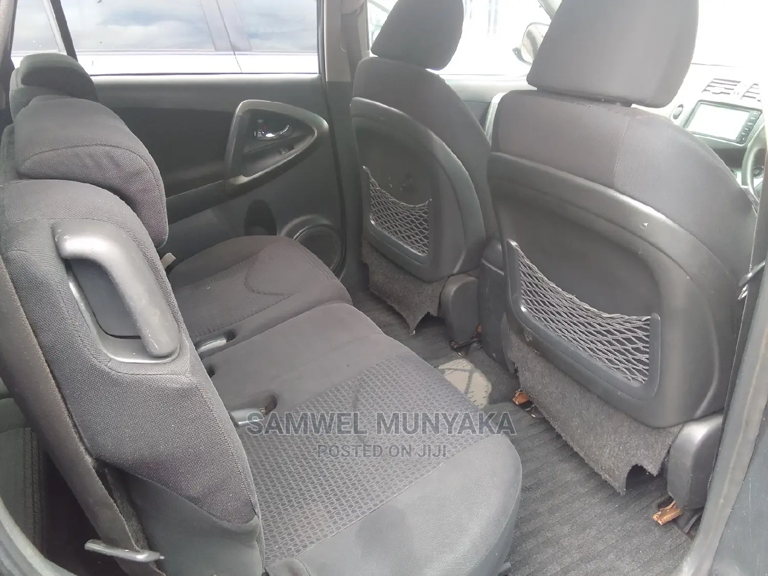 Toyota Vanguard 2012 Black