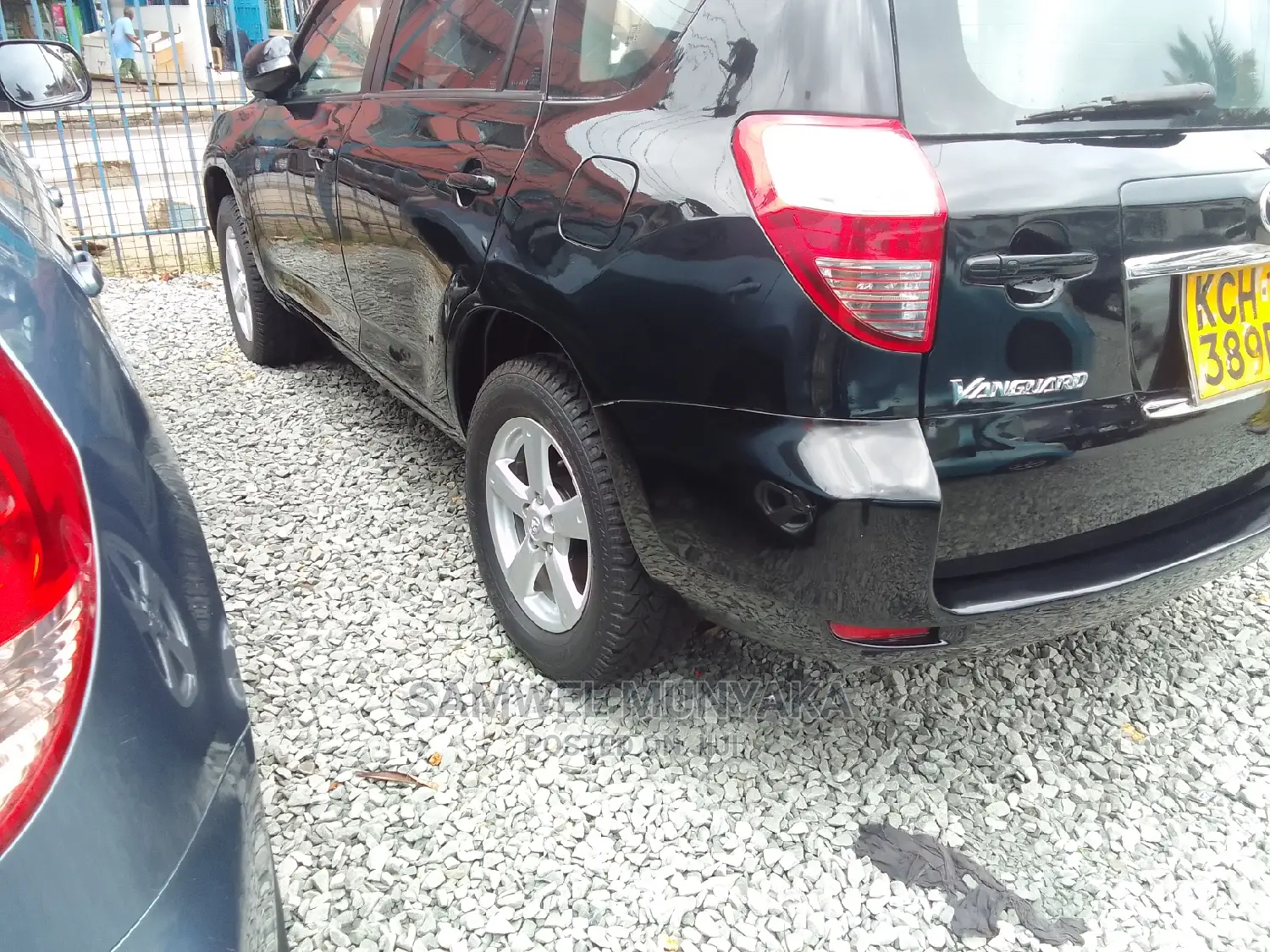 Toyota Vanguard 2012 Black