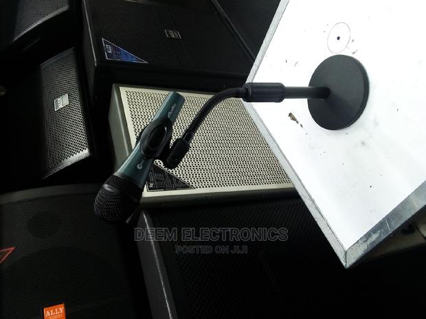 Table Stand With Corded Microphone - main view