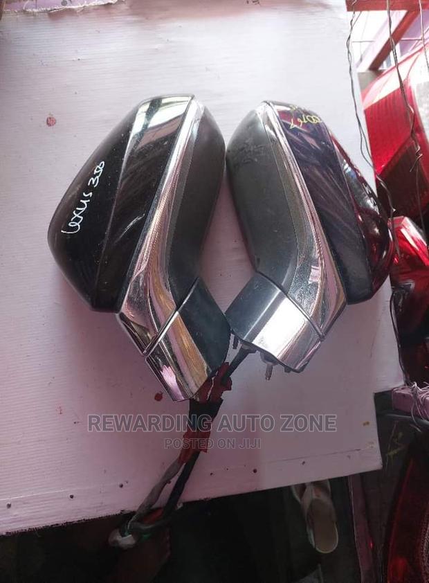 Lexus Rx350 Side Mirrors. - main view