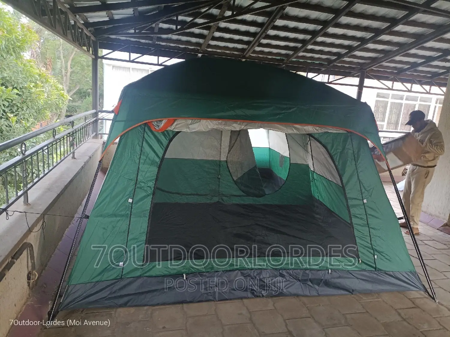 Camping Tent 8-12 Man