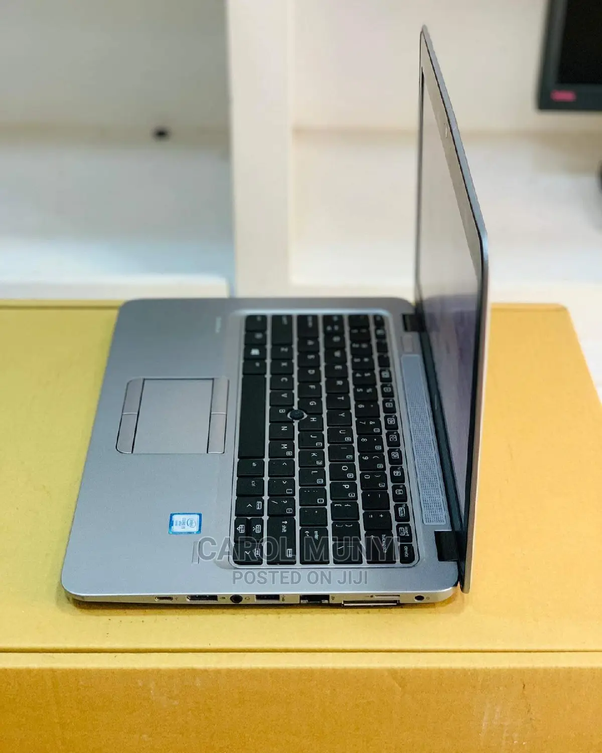 New Laptop HP EliteBook 820 G3 8GB Intel Core I5 SSD 256GB
