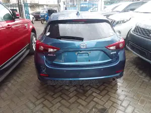 Mazda Axela 2016 Blue